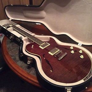 Collings Soco Deluxe 16 LC Electric Semi Hollow Guitar.