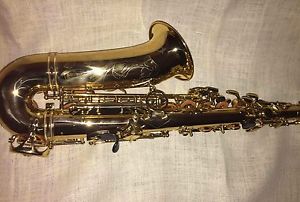 Antigua Winds AS3220LQ Intermediate Series Eb Alto Saxophone w/ Case and reeds!