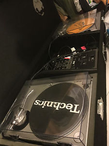 2 Technics MKII Turntables w/carpeted case, barely used, 1 Ortofon stylus