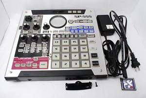 **Exc-**  Roland sp-555 Dr. Sample Phrase Sampler w/1GB Card, Power supply#676