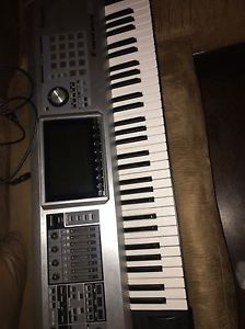 Roland Fantom G6 Workstation Keyboard Synthesizer W/STAND And Body Glove Bag