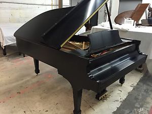 BEAUTIFUL STEINWAY & SONS MODEL B GRAND PIANO