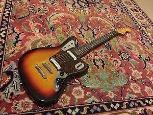 Fender Jaguar Baritone Custom Bass VI
