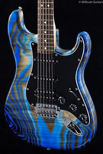 Fender FSR Standard Stratocaster HSS Swirl (087)