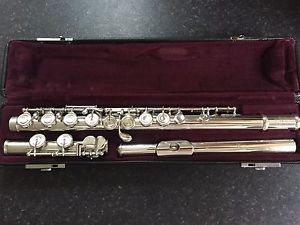 Yamaha 511 Solid Silver Flute - Serviced