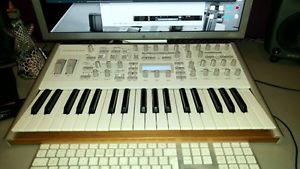 Access Music Virus TI2 Polar