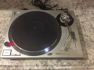 A Technics 1200 Mk2 Clean Dj Turntable Serato & Vinyl Tested And Serviced 1210