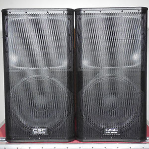2x QSC KW152 15" Powered Full Range Active Speakers KW 152 Loudspeakers MINT