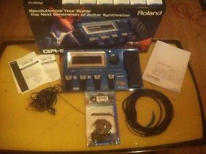 Roland GR55 + GK3 Pickup + Zubehör