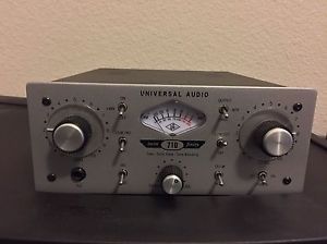 Universal Audio 710 twin-finity Excelent Condition! Smoke Free Studio!