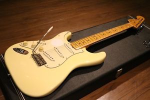 Free Shipping Fender '97 Jimi Hendrix Tribute Stratocaster Electric Guitar