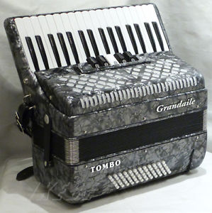 New accordion TOMBO GT-60B CGP Japan M.M.L 3 row lead 60 base F/S
