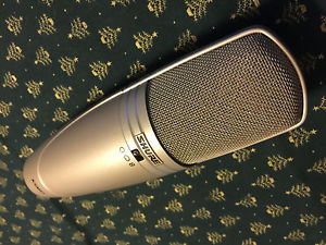 SHURE KSM 44, KSM44 MICROPHONE W/ SHOCKMOUNT/CASE - PRO!