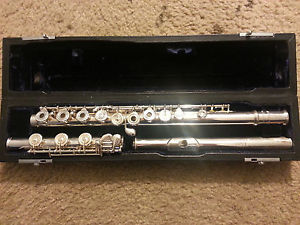 Wm S Haynes Amadeus AF900 Flute Classic Sterling Silver Head Open Holes Offset G