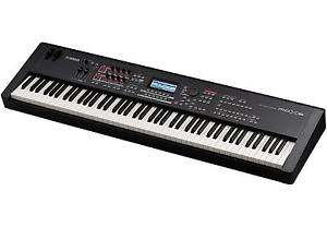 Yamaha MOX 8 USATO+Custodia imbottita