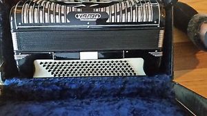Victoria Castelfidardo 120 button accordion