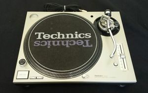 Technics sl1200 / 1210 turntable