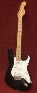 Fender ERIC CLAPTON STRATOCASTER FREESHIPPING/113