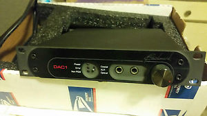 Benchmark DAC1 - Mastering Grade DA Converter w/ Headhone DAC/AMP