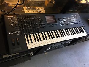 Yamaha  Motif XF 6 Synthesizer 61 key keyboard workstation/synth/XF 6 //ARMENS