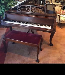 Beautiful Steinway & Sons Model M Chippendale Baby Grand Piano Made In 1979