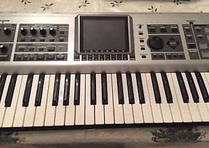 Roland Fantom X6 61-Key Synthesizer Keyboard - Workstation - with soft case