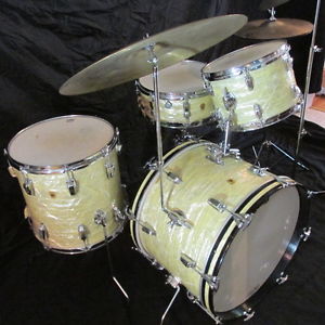 Vintage Ludwig Drums 60's White Marine Pearl 1965/1966 Almost Mint Condition