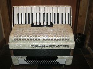 Weltmeister Musette Model Triple Reed MMM 37 Key 96 Bass Piano Accordion