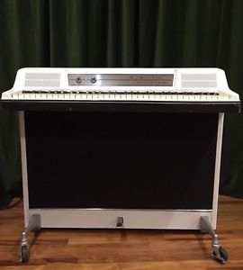 Wurlitzer 203 / Wurlitzer 200 Custom Snow White Fully Refurbished