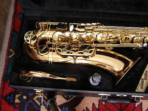 OLDS NA68JR ROSE BRASS PROFESSIONAL TENOR SAXOPHONE & OTTO LINK NY 7 MPC