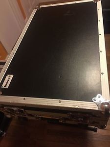 Numark NS7FX Digital DJ Controller with Road Case