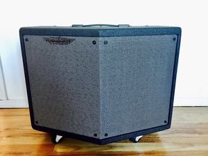 Motion Sound KP-500SN Stereo Keyboard Combo Amplifier