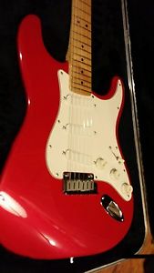 Fender Stratocaster Plus 1989/90 Sweet Plus. Frost Red Metalic W/ TBX control