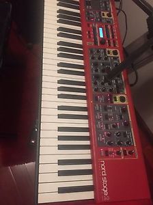 Clavia Nord Stage 2 HA76 Synthesizer / Keyboard With Gig Bag