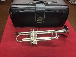 Yamaha Xeno YTR-8345RS Professional silver trumpet Large bore, Reversed leadpipe