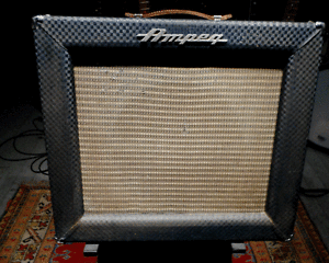 VINTAGE AMPEG 1964 REVERBROCKET GUITAR AMP    SERIAL NO. 407073