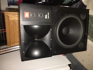 JBL 4425