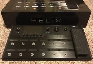 Line 6 Helix Multi-Effects Guitar Effect Pedal - MINT!