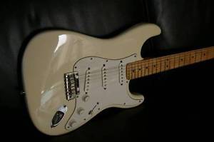 2015 Fender American Standard Strat vintage white