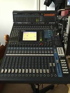 Yamaha DM1000 + Meter Bridge + (2) MY16 AT Expansion