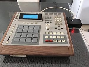 Akai mpc 3000 3.50 Vailixi external cf reader scsi woodside 32mb