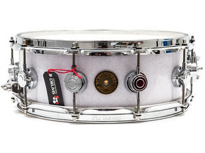 DW 14" x 5.5" Jazz Series Maple Gum Shell Snare Drum White Sparkle