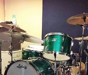 Vintage Ludwig Drum Kit 70s 3 ply 24 Bass Green Sparkle 13 16 toms