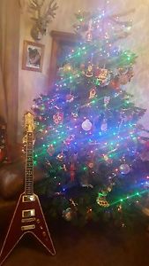 Rare flying v guitar. Zemaitis made in japan