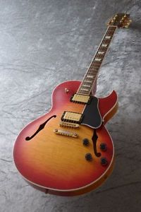 Gibson: Electric Guitar ES-137 Classic USED