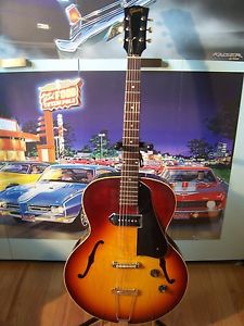 1969 VINTAGE GIBSON SUNBURST ES-125 WIDE HOLLOW BODY "F' HOLE ELECTRIC GUITAR