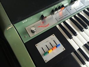 FARFISA VIP-400 Vintage Combo Organ 1970's