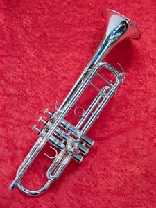 YAMAHA YTR-8335GS Used Trumpet  w/ Hard case