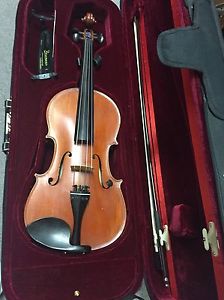 16" VIOLA MusArt "The Florence" Model FL140-16 With Case & Bow