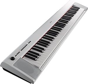 Yamaha NP-32WH Electronic Keyboard 76 keys piaggero